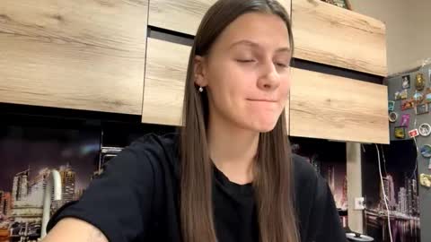 Sophie online show from February 17, 2026, 10:12 am