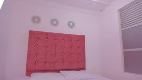 LILY online show from April 11, 2026, 11:47 am