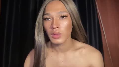 Snapshot of ill_moan_foryouxx chatting on February 8, 2026, 1:09 am QUEEN KATH online show from February 8, 2026, 1:09 am