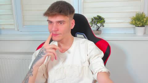 Snapshot of illusions888 chatting on December 12, 2024, 1:06 pm D-Illusion online show from December 12, 2024, 1:06 pm