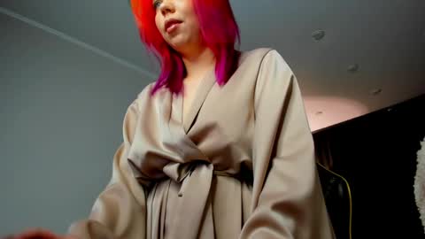 Roxy online show from May 19, 2026, 7:42 pm