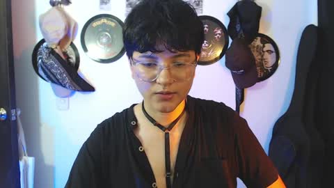 Sophie online show from May 15, 2026, 10:50 pm