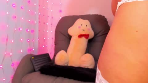 Snapshot of im_anna_ chatting on February 17, 2025, 12:10 am im_anna_ online show from February 17, 2025, 12:10 am