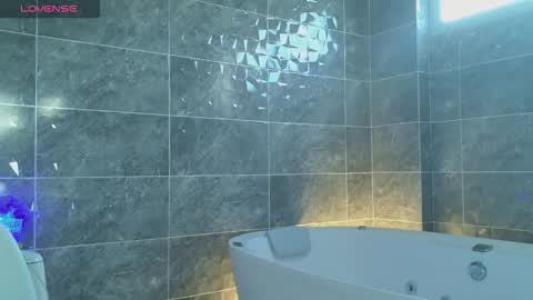 aurora online show from December 15, 2025, 9:08 pm