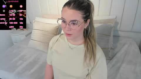 DAHLIA online show from January 24, 2025, 8:54 pm