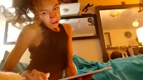 Ellliiana  online show from October 20, 2025, 4:18 pm