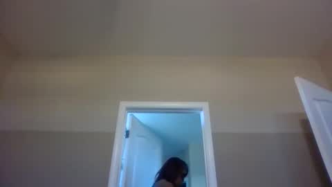 Snapshot of im_laa30z chatting on March 29, 2026, 12:05 pm weet exy Cougar online show from March 29, 2026, 12:05 pm