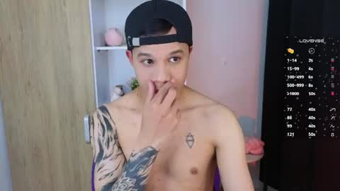 Snapshot of im_marco chatting on June 18, 2026, 2:01 am Marco online show from June 18, 2026, 2:01 am