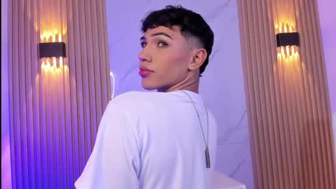 Snapshot of im_sebaslopez chatting on January 19, 2025, 1:55 pm im_sebaslopez online show from January 19, 2025, 1:55 pm