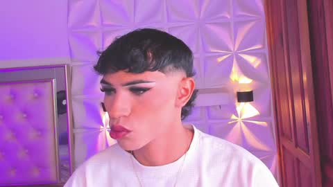 im_sebaslopez online show from April 2, 2026, 7:22 pm