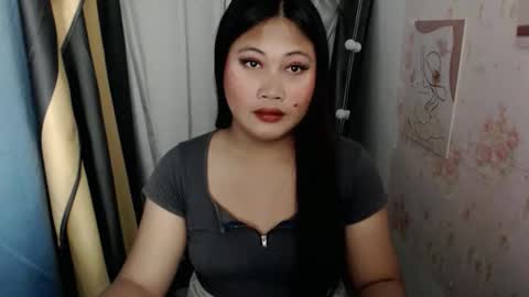 im_urloving_mama69 online show from February 4, 2026, 12:33 pm