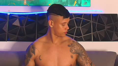 imconor online show from February 1, 2025, 10:13 pm