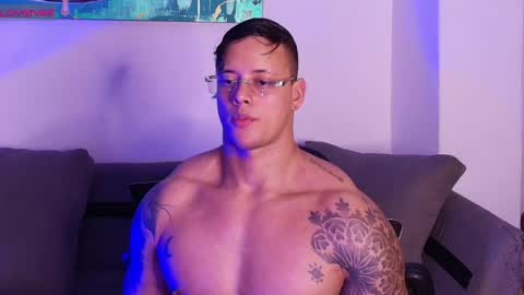 imconor online show from April 23, 2026, 9:39 pm