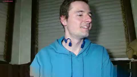 imfeelingverynaughty online show from March 17, 2026, 1:54 am