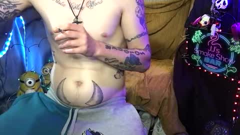 JJ online show from November 13, 2025, 10:47 am