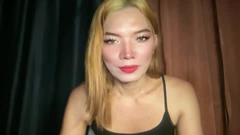 Snapshot of imjustasluttyintownxxx chatting on February 27, 2026, 7:41 am Mika online show from February 27, 2026, 7:41 am