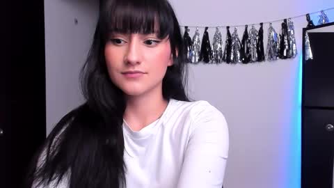 Lenka online show from February 6, 2026, 11:30 pm