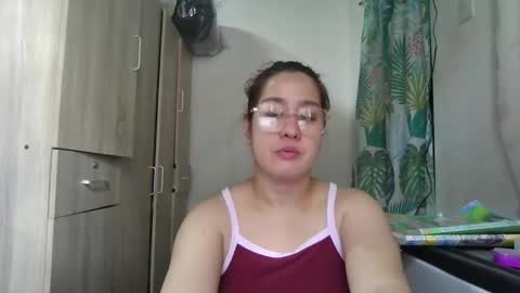 Snapshot of immaculate02 chatting on March 11, 2025, 5:05 am Immaculate02 online show from March 11, 2025, 5:05 am