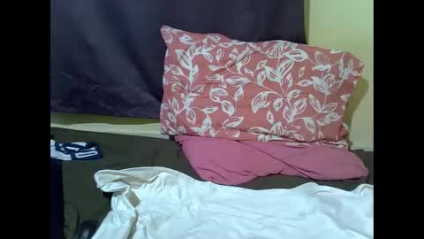 impress_ivy online show from November 20, 2025, 8:03 am