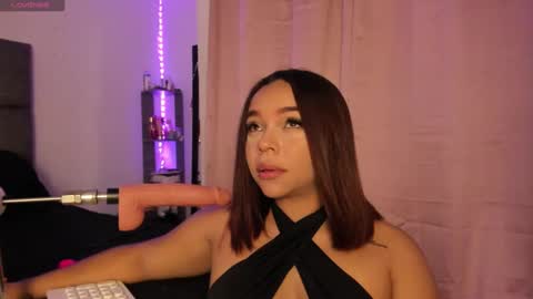 Sofia Vega online show from October 20, 2025, 4:51 pm