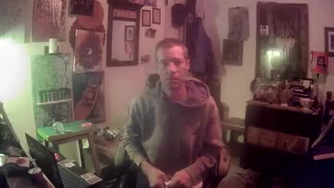imtru online show from April 28, 2026, 6:40 am