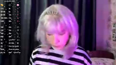 Snapshot of inaguebert chatting on November 9, 2025, 7:01 pm Lola online show from November 9, 2025, 7:01 pm