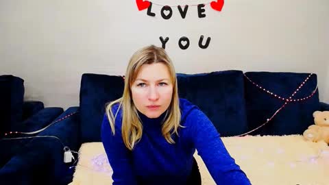 Snapshot of incredible_ariela chatting on February 5, 2026, 10:09 am incredible_ariela online show from February 5, 2026, 10:09 am