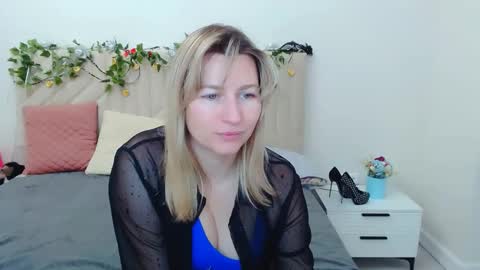 Snapshot of incredible_ariela chatting on February 28, 2026, 10:49 am incredible_ariela online show from February 28, 2026, 10:49 am
