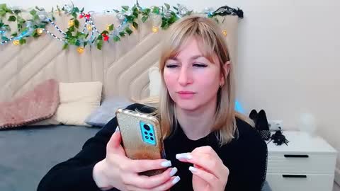 Snapshot of incredible_ariela chatting on March 17, 2026, 5:05 pm incredible_ariela online show from March 17, 2026, 5:05 pm