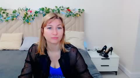 Snapshot of incredible_ariela chatting on April 16, 2026, 10:16 am incredible_ariela online show from April 16, 2026, 10:16 am