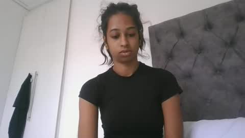 indanbella19 online show from April 18, 2026, 4:49 am