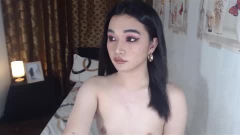 indestructabletrixie online show from March 12, 2025, 7:28 pm