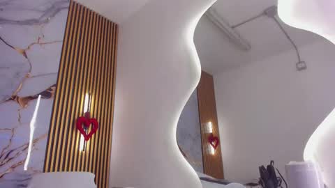 Indi Catalina online show from March 24, 2026, 12:54 pm