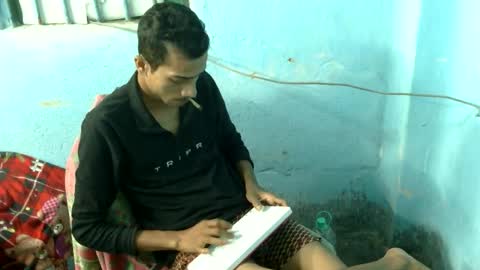 Suman Leo online show from October 3, 2025, 6:49 pm