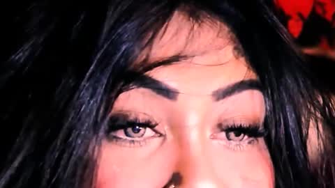 Bella Ambrosia online show from November 26, 2025, 2:23 am