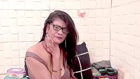 Femiez online show from April 11, 2026, 7:45 am