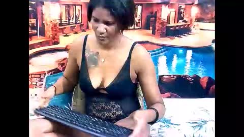 indianann26 online show from May 13, 2026, 6:11 am