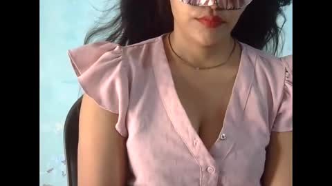 indiananu23 online show from April 29, 2026, 11:03 am