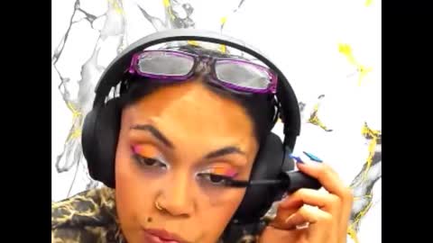 Lia online show from June 9, 2026, 6:47 am