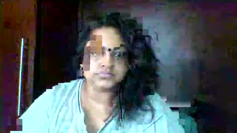 indianpooja1027 online show from May 8, 2026, 7:57 am