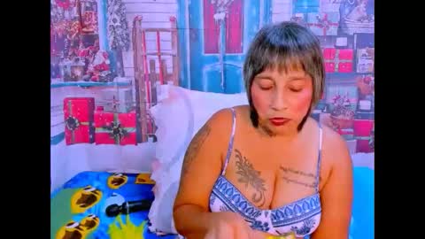 Snapshot of indianroxy27 chatting on December 19, 2025, 5:53 pm indianroxy27 online show from December 19, 2025, 5:53 pm