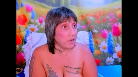 Snapshot of indianroxy27 chatting on January 13, 2026, 6:46 pm indianroxy27 online show from January 13, 2026, 6:46 pm