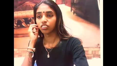 indiansexyslender4u2luv online show from October 9, 2025, 5:38 am