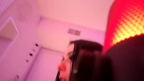 Indigo Bay online show from January 13, 2026, 2:17 am