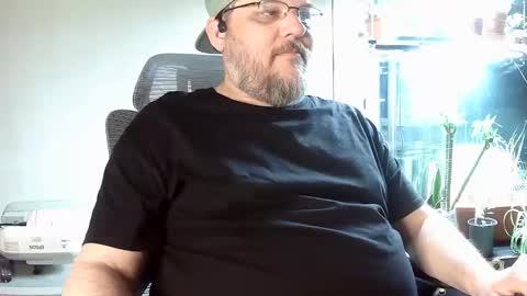 BroLOU online show from April 21, 2026, 4:41 am