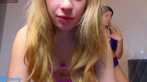 Felise and Kaely online show from September 27, 2025, 7:41 pm