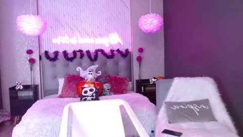 INDY online show from November 4, 2025, 1:43 pm