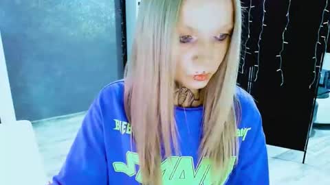 InesDesire online show from September 16, 2025, 7:31 am