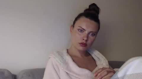 Sweet girl online show from April 22, 2026, 8:54 pm