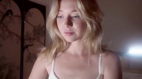 Snapshot of infinitysoul_ chatting on October 14, 2025, 4:08 pm Alexa..  Inst     Fansly infinitysoul  online show from October 14, 2025, 4:08 pm